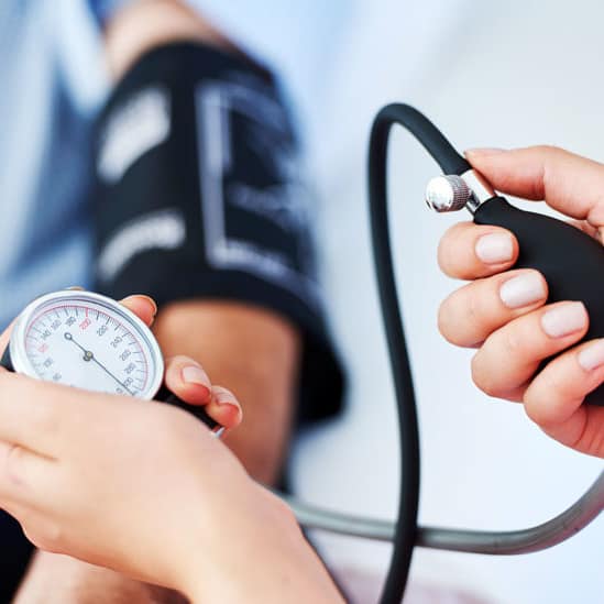 hypertension-cataract-cause (1)